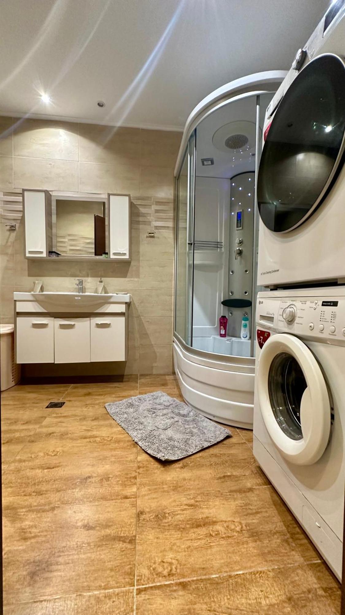 Luxury With Sauna And Free Parking Near Acropolis เอเธนส์ ภายนอก รูปภาพ
